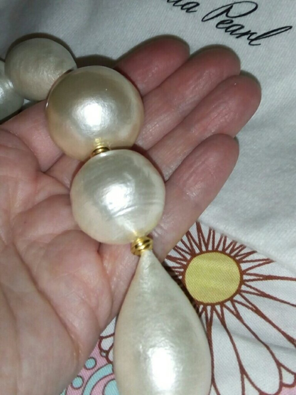 Amanda Pearl Jumbo Gobstopper FAUX necklace 50” HUGE lightweight featherweight - Picture 9 of 9